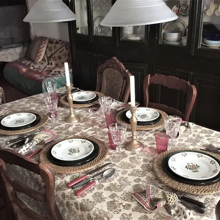 Maison Fontaines | Romantic Guest house